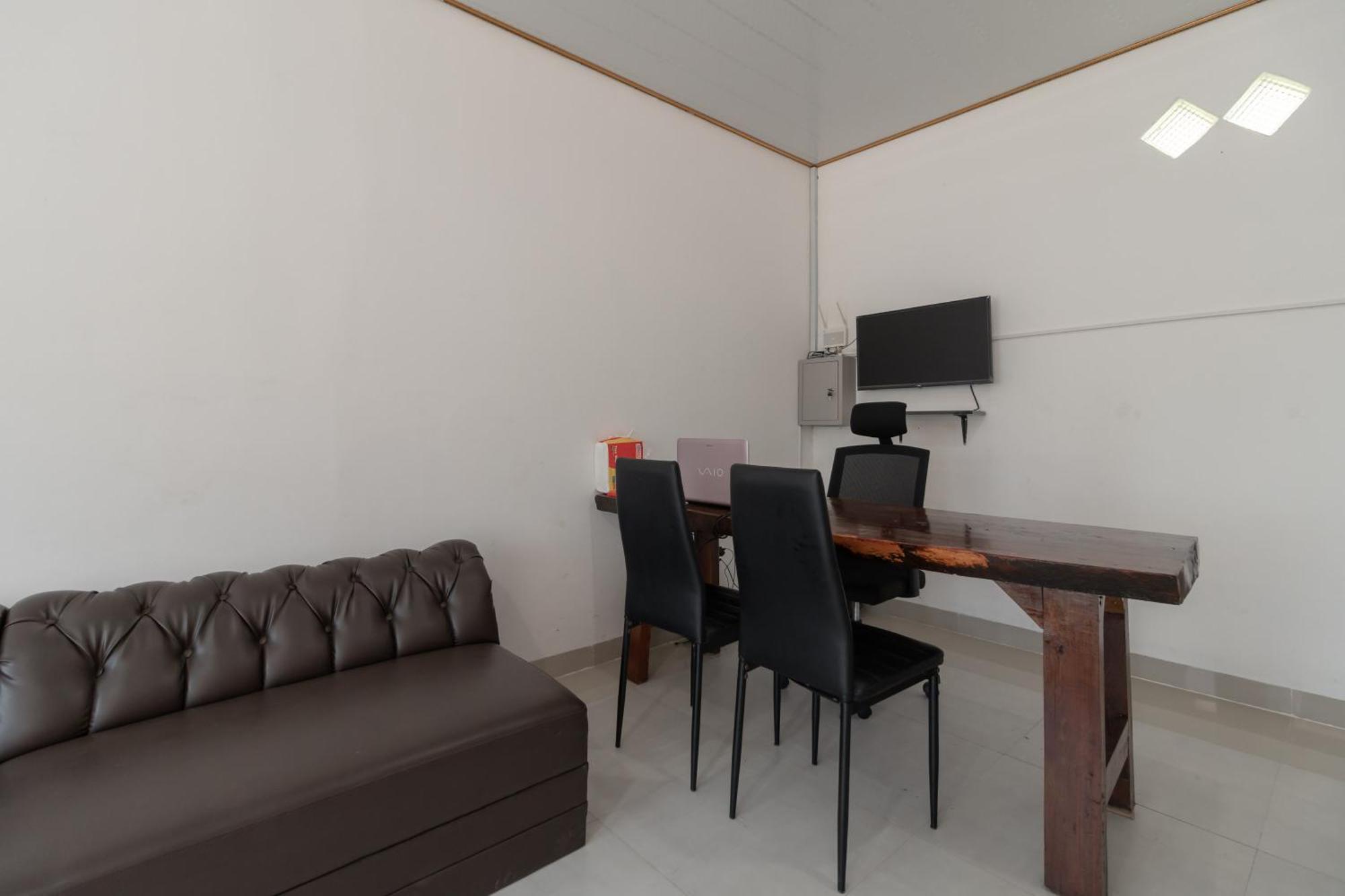 Reddoorz Syariah Near Jakabaring Sport City Palembang Eksteriør billede