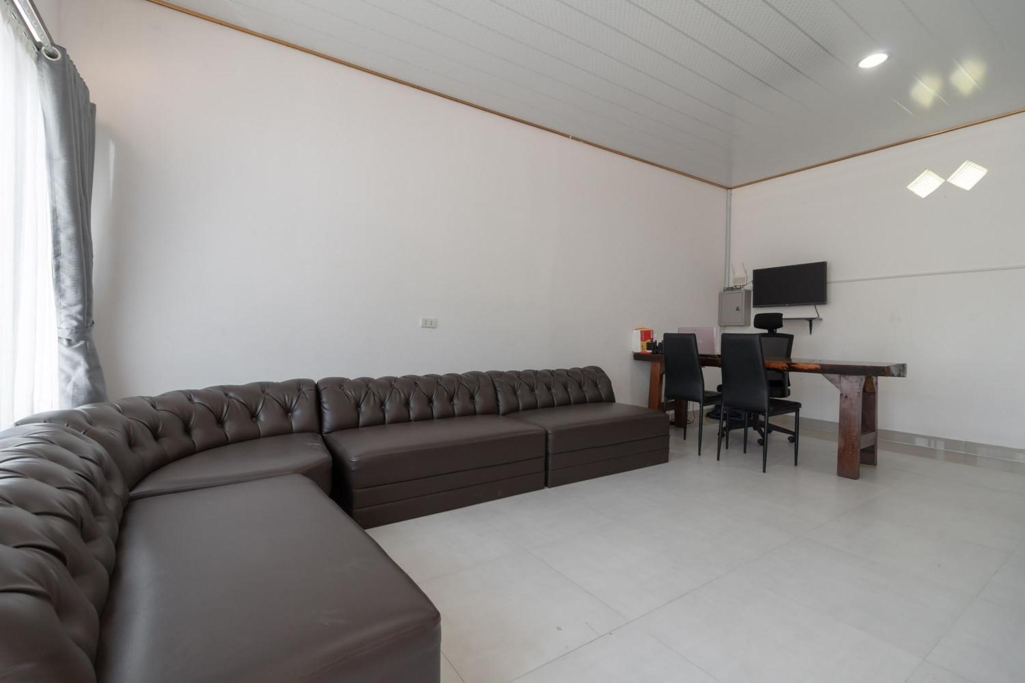 Reddoorz Syariah Near Jakabaring Sport City Palembang Eksteriør billede