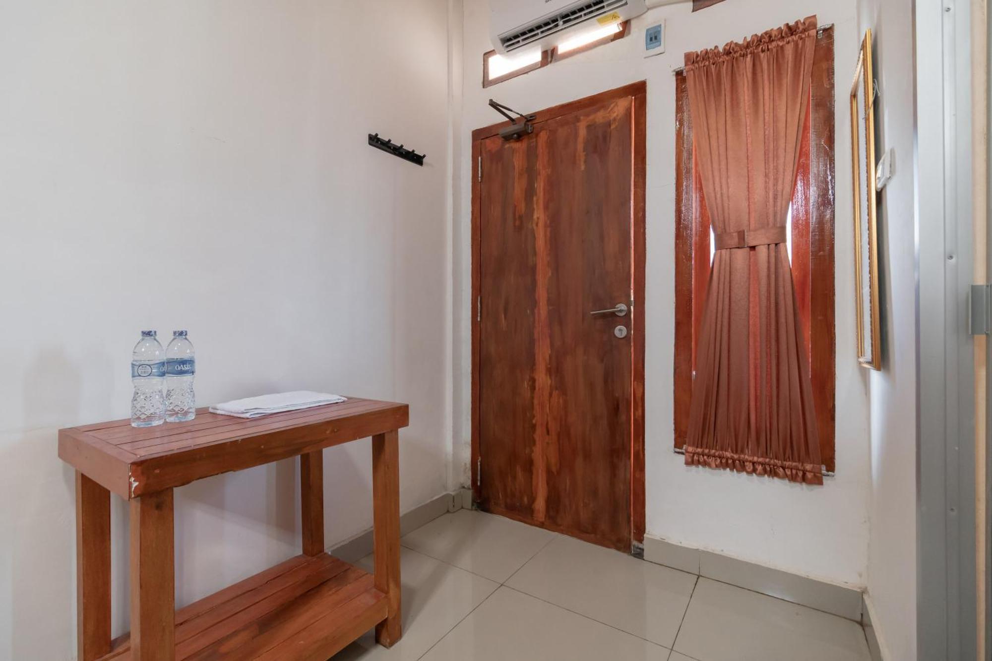 Reddoorz Syariah Near Jakabaring Sport City Palembang Eksteriør billede