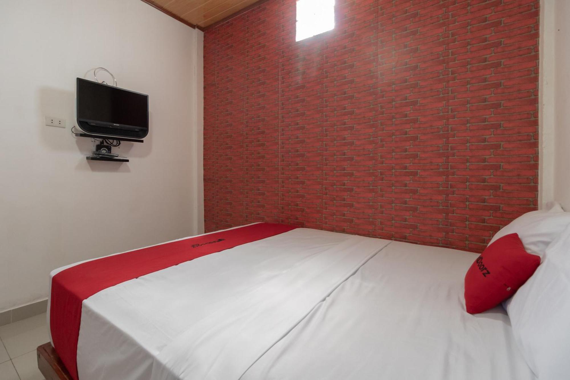Reddoorz Syariah Near Jakabaring Sport City Palembang Eksteriør billede