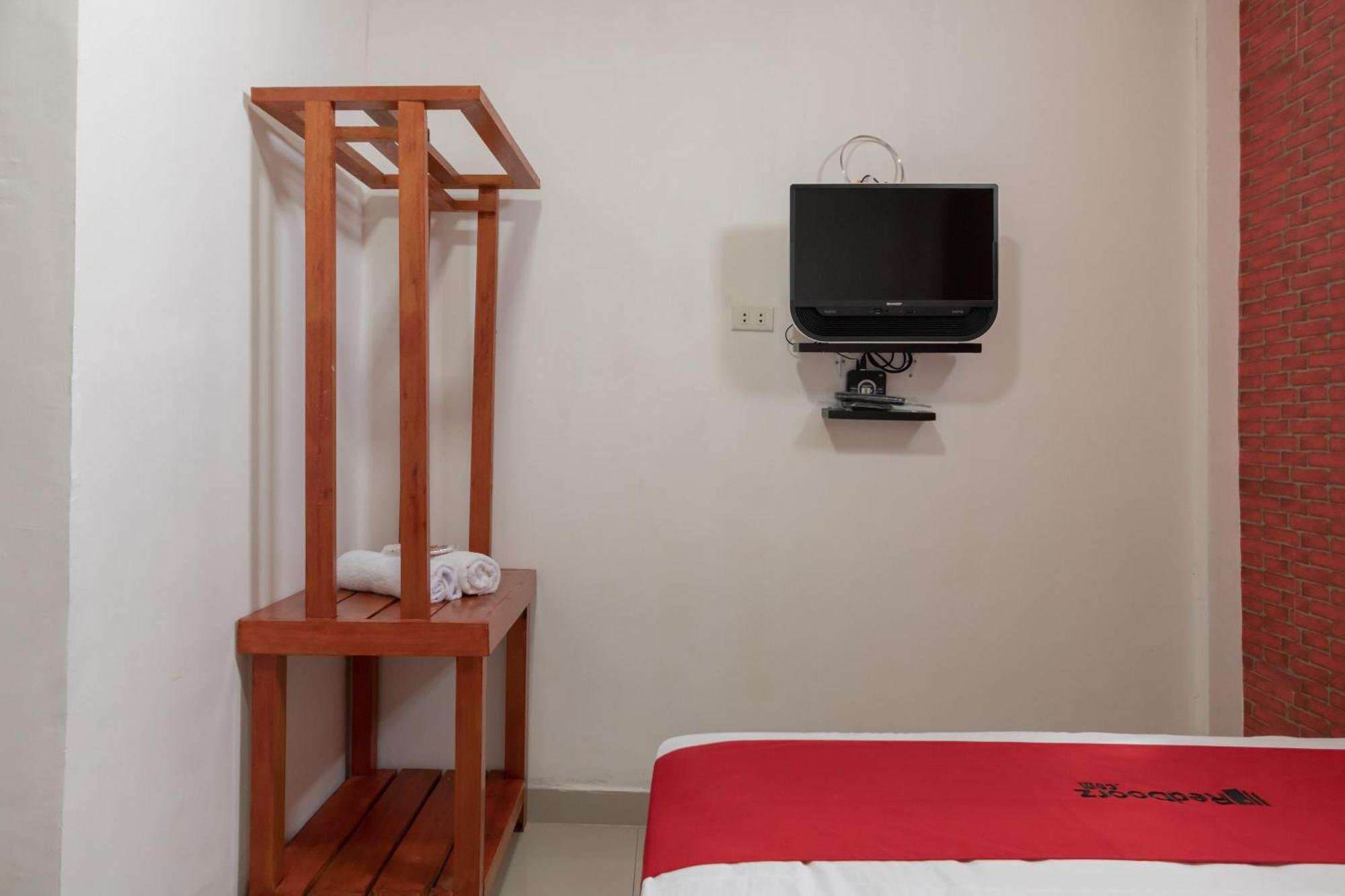 Reddoorz Syariah Near Jakabaring Sport City Palembang Eksteriør billede